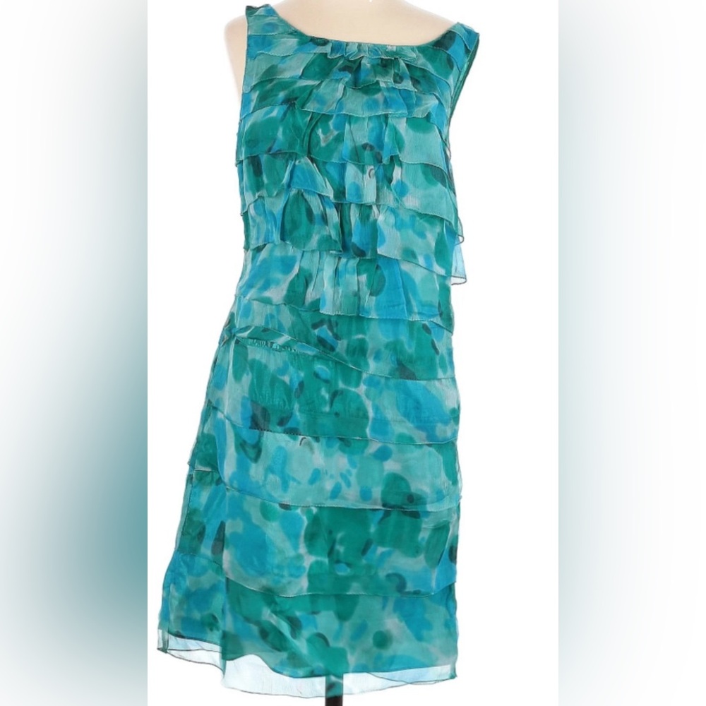 Woman’s Ruffle Short Sleeve Turquoise Dress